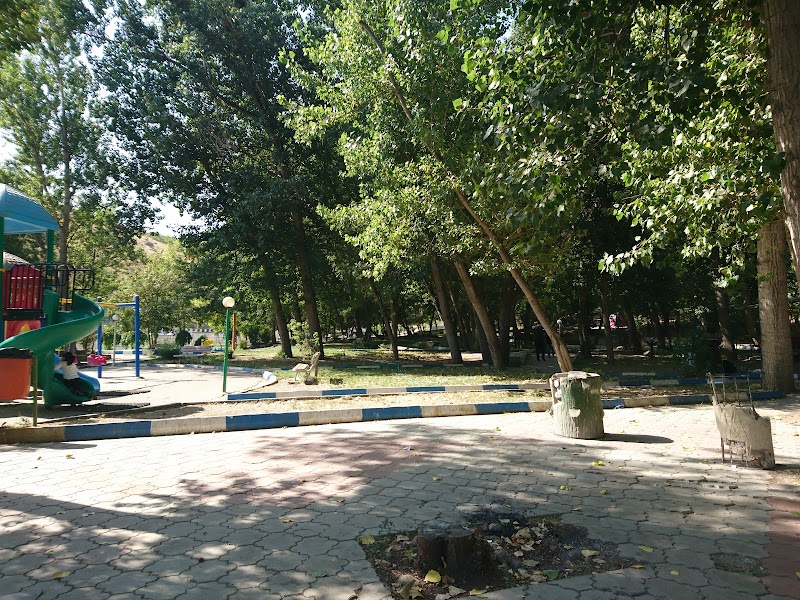 Khiav Chai Forest Park - Khiav Chai Forest Park, 9MXV+C6F, Meshginshahr, Ardabil Province, Iran