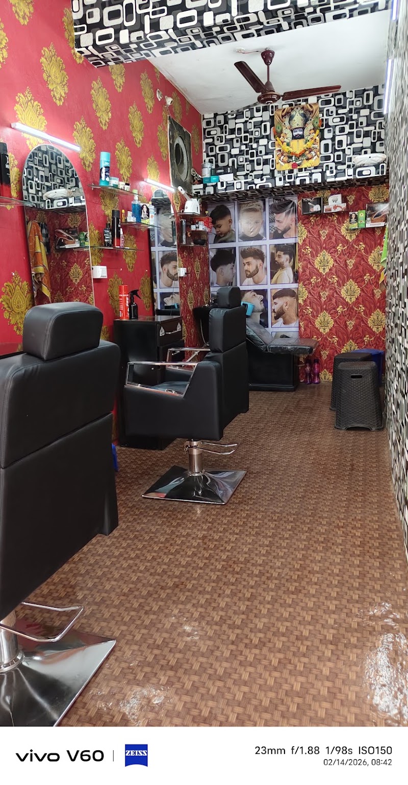 Tha Vinayak salon - Tha Vinayak salon, Srinagar road, Paradise ke pass Srinagar road, ke pass, dakshin mukhi, Hanuman Mandir Rd, Shrinagar, Raipur, Chhattisgarh 492008, India