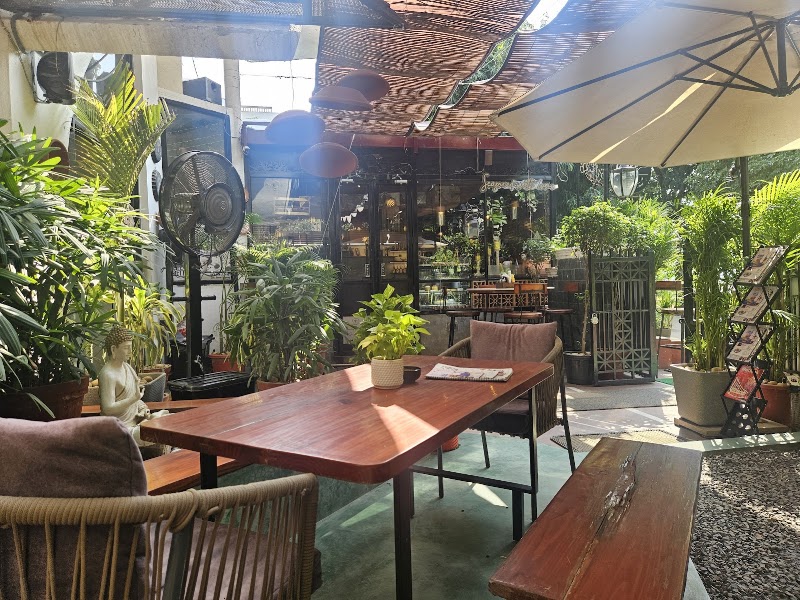 Cafe By Soul - Cafe By Soul B-11/1, Ashoka Cresent Marg, DLF Phase 1, Sector 26A, Gurugram, Haryana 122002, India