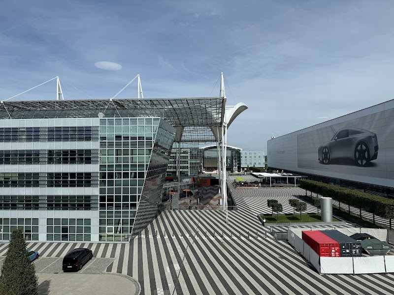 Terminal Parken P20 - Terminal Parken P20, Terminalstr. Mitte Tiefgarage Terminal 2, P 20 - Ebene 05, 85356 München-Flughafen, Germany
