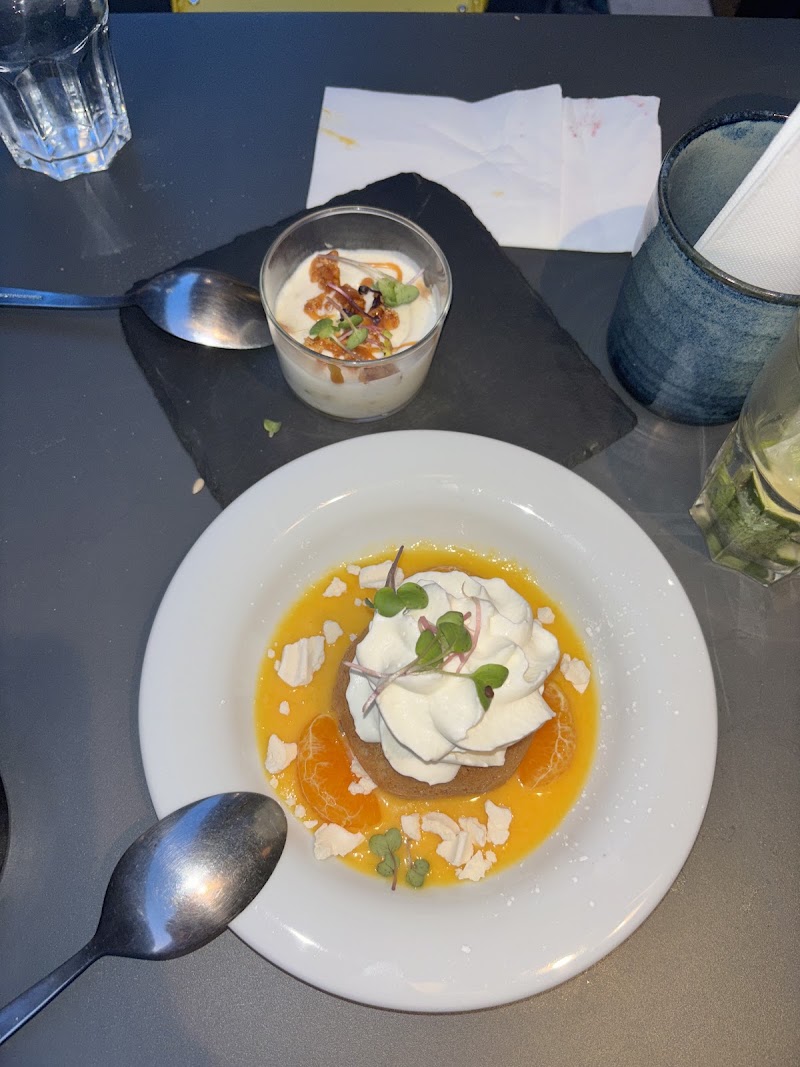 LArchimede | Restaurant Republique Paris 10 (Canal Saint Martin) | Terrasse - LArchimede | Restaurant Republique Paris 10 (Canal Saint Martin) | Terrasse 11 Rue Marie et Louise, 75010 Paris, France