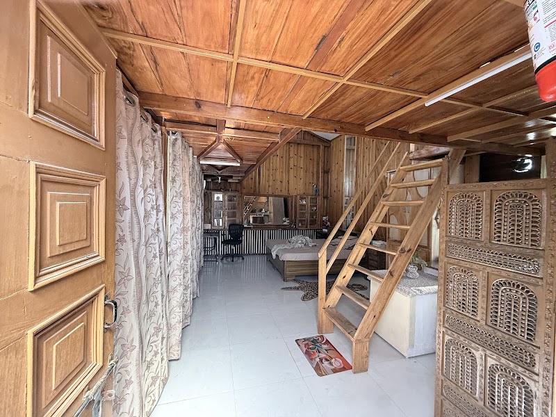 Devalsari Retreat - Devalsari Retreat 85/12-B, Neshvilla Rd, Chukkuwala, Dehradun, Uttarakhand 248001, India