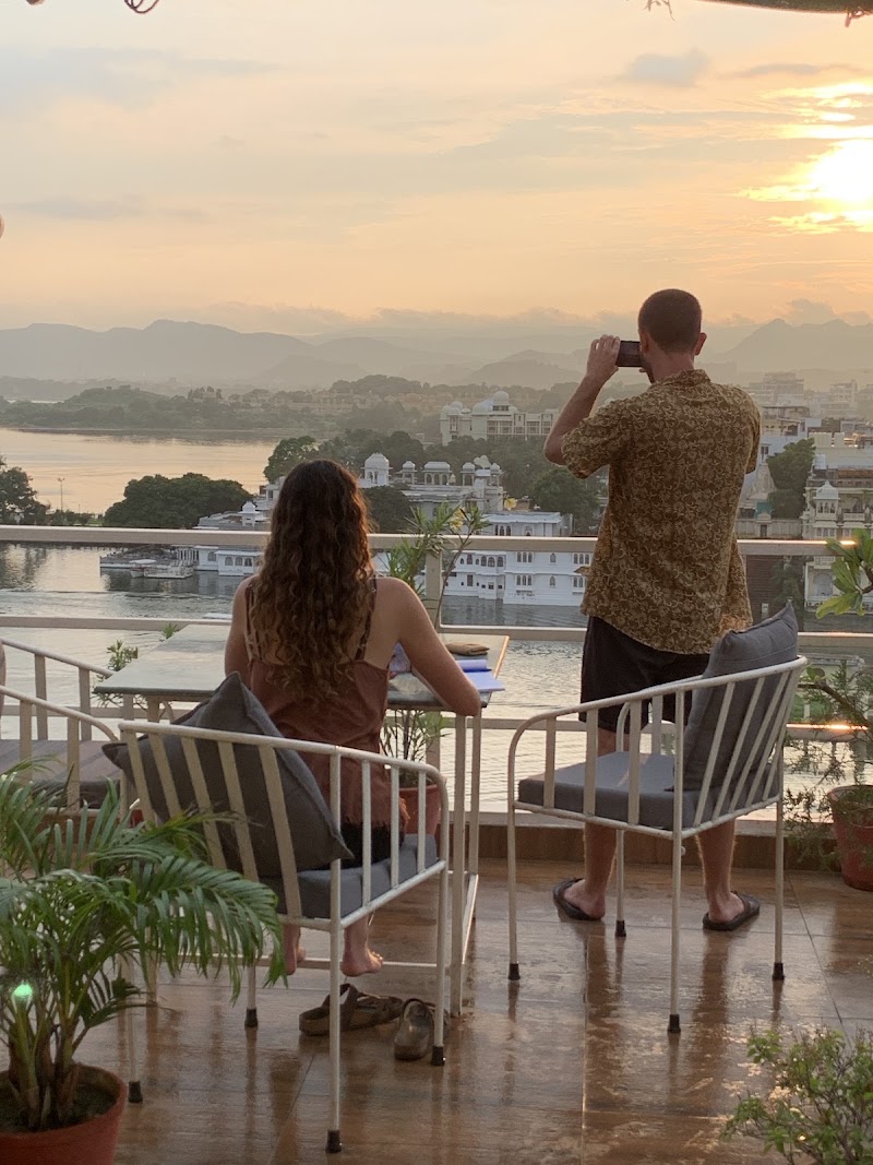 PEACOCK GUEST HOUSE :- LAKE VIEW HOTEL IN UDAIPUR - PEACOCK GUEST HOUSE :- LAKE VIEW HOTEL IN UDAIPUR, 10, Maji House, Lal Ghat Road, behind Jagdish Temple, Old City, Udaipur, Rajasthan 313004, India