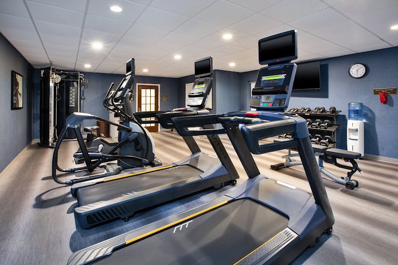 Staybridge Suites Lincoln Northeast by IHG - Staybridge Suites Lincoln Northeast by IHG 1501 N 86th St, Lincoln, NE 68505, USA