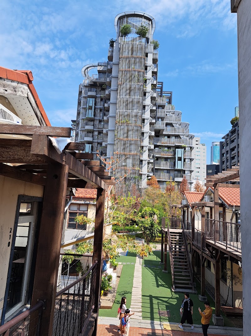 審計新村 - 審計新村, 403, Taiwan, Taichung City, West District, 民生路368巷4弄8號