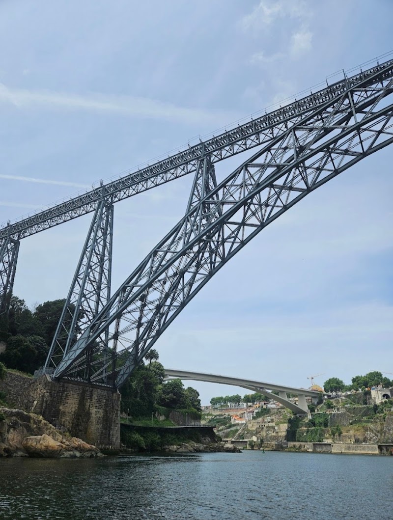Douro In Board - Douro In Board, R. do Ouro 180, 4150-180 Porto, Portugal
