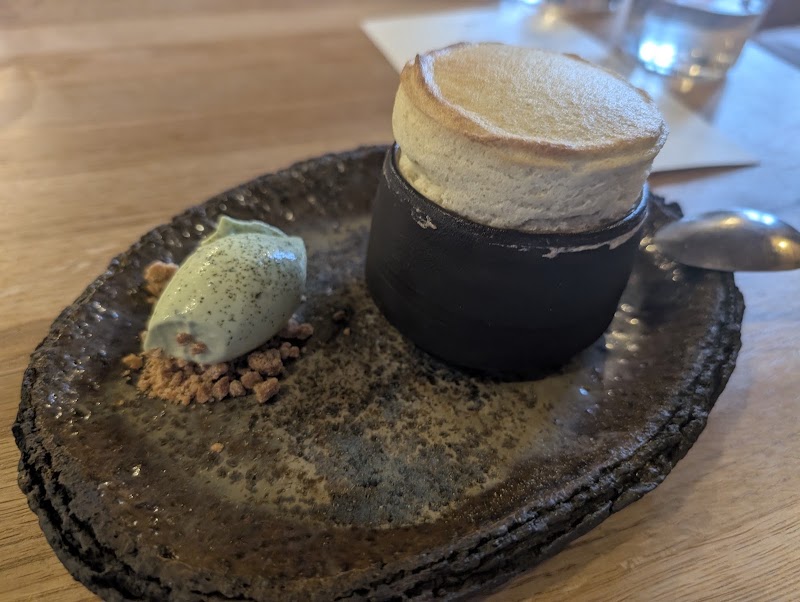 Holmen Restaurant - Holmen Restaurant, Flathaugen 36, 8392 Sørvågen, Norway