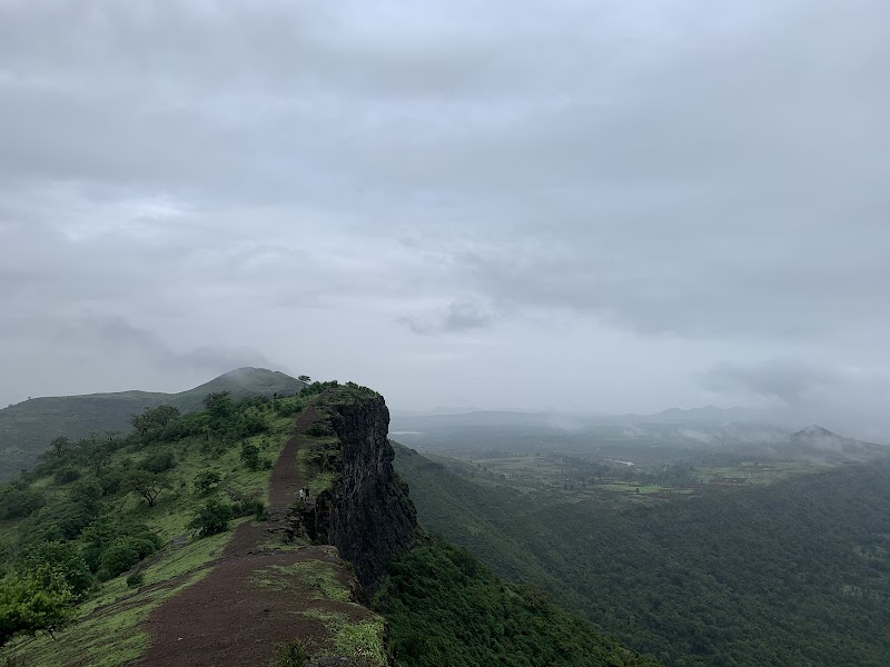 Saputara Table Point - Saputara Table Point HP9R+WR8, Sunset Road, Saputara, Gujarat 394720, India