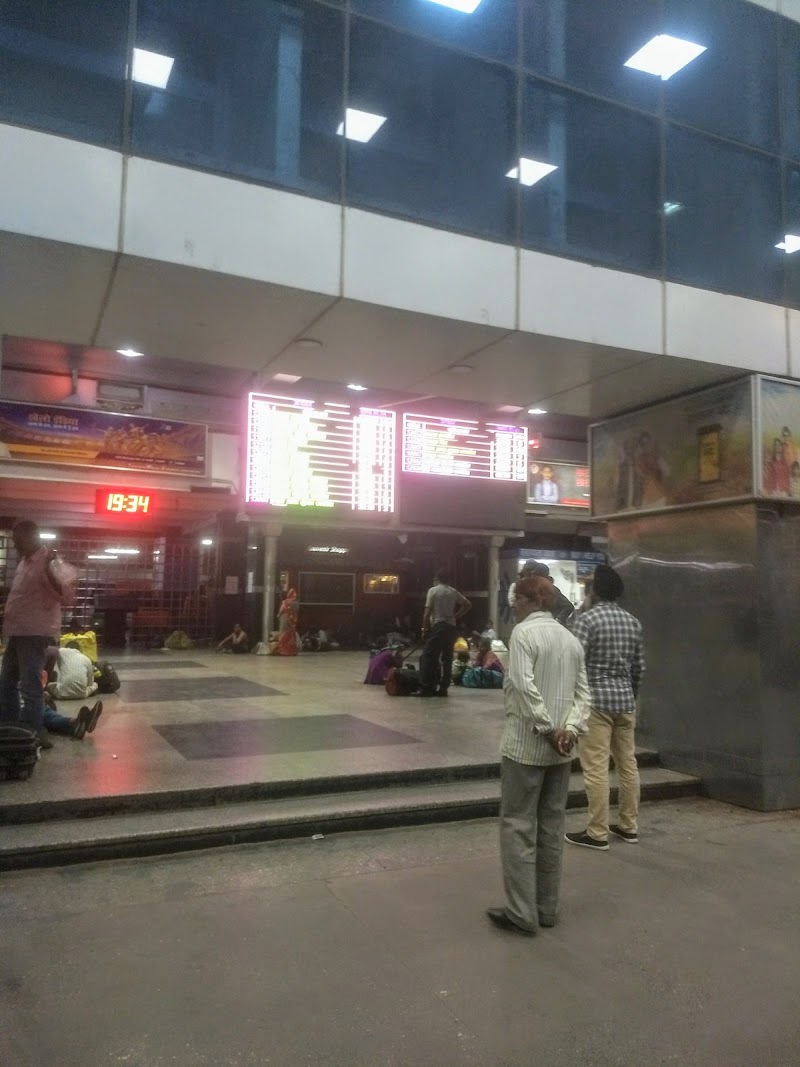 Bhavbhuti Marg - Bhavbhuti Marg Bhavbhuti Marg, Ajmeri Gate, Delhi, 110002, India