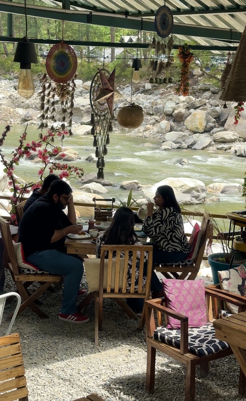 Asherwoods cafe, cottages and camps