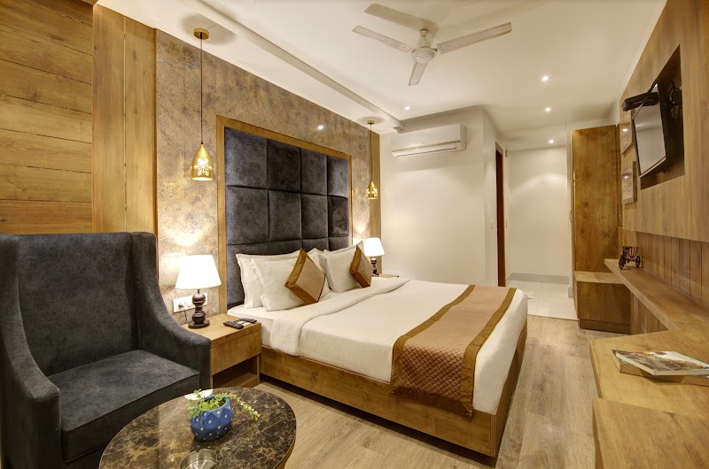 Town Pallace Inn - Hotel in New Delhi - Town Pallace Inn - Hotel in New Delhi BP-12, near Metro Pillar No. 220, Block 1, West Patel Nagar, Patel Nagar, New Delhi, Delhi, 110008, India