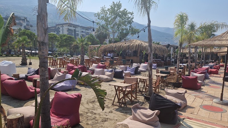 Plazhi i Vlorës 1 - Plazhi i Vlorës 1, CFMV+MJH, Vlorë, Albania