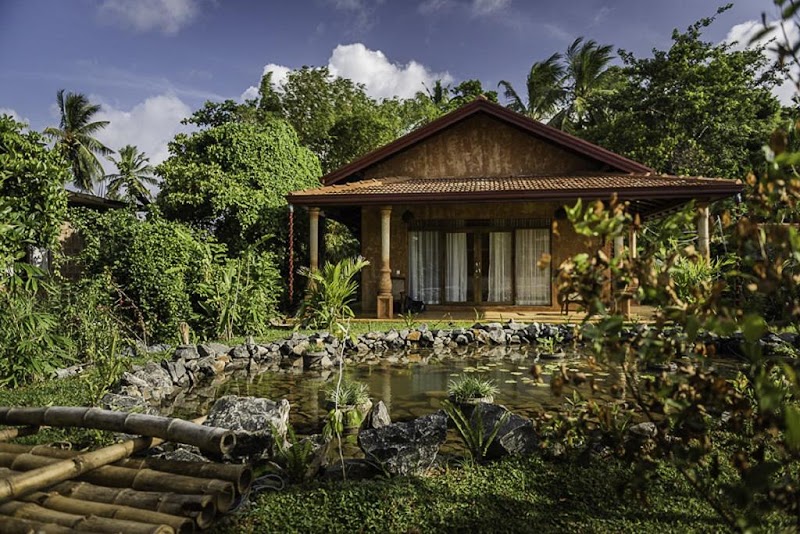 D Canal House