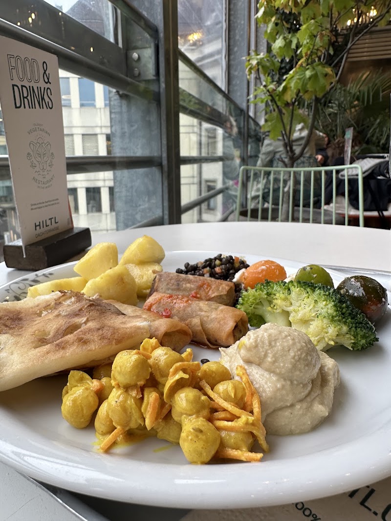 Hiltl Dachterrasse - Hiltl Dachterrasse Bahnhofstrasse 88, 8001 Zürich, Switzerland