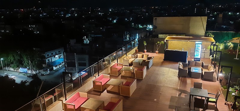 Lake City Mall - Lake City Mall University Rd, Ashok Nagar, Udaipur, Rajasthan 313002, India