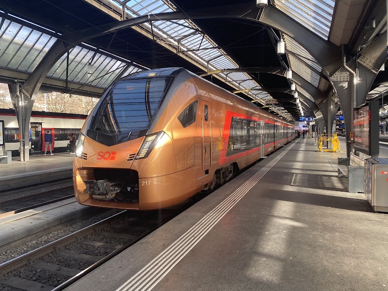 Zürich HB - Zürich HB Bahnhofplatz, 8001 Zürich, Switzerland