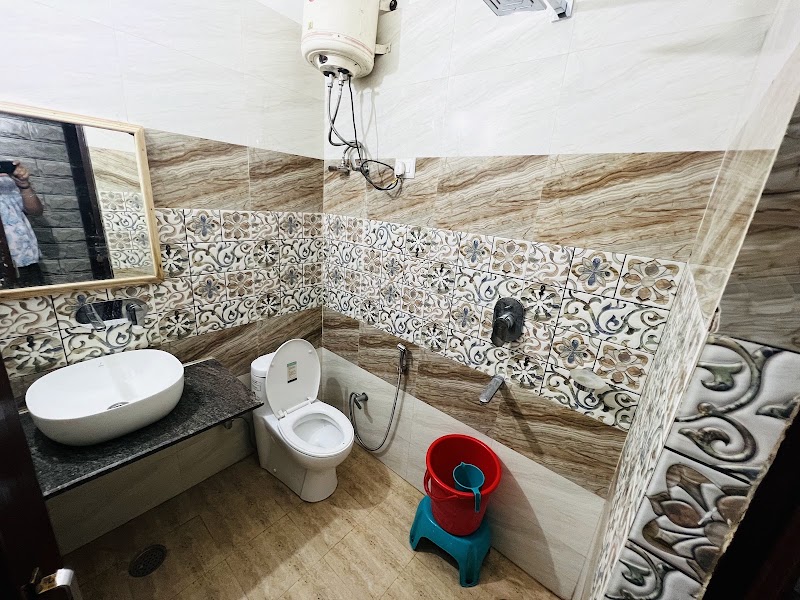 Hotel Chintpurni , Main Bazar Katra - Hotel Chintpurni , Main Bazar Katra Upper Main Bazzar, Katra, 182320