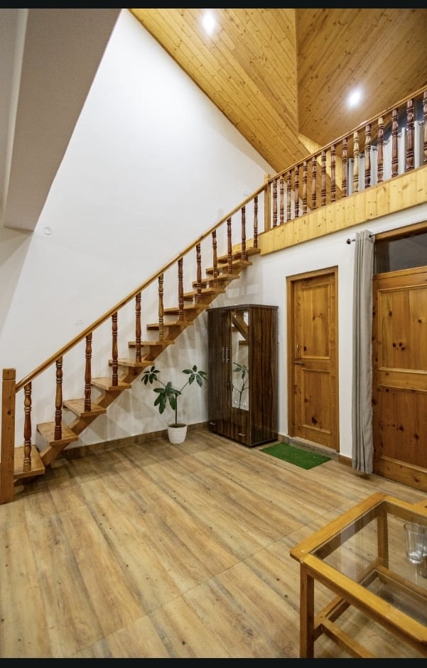 Manali Parvat View Homestay - Manali Parvat View Homestay Gojra, Manali, Himachal Pradesh 175143, India