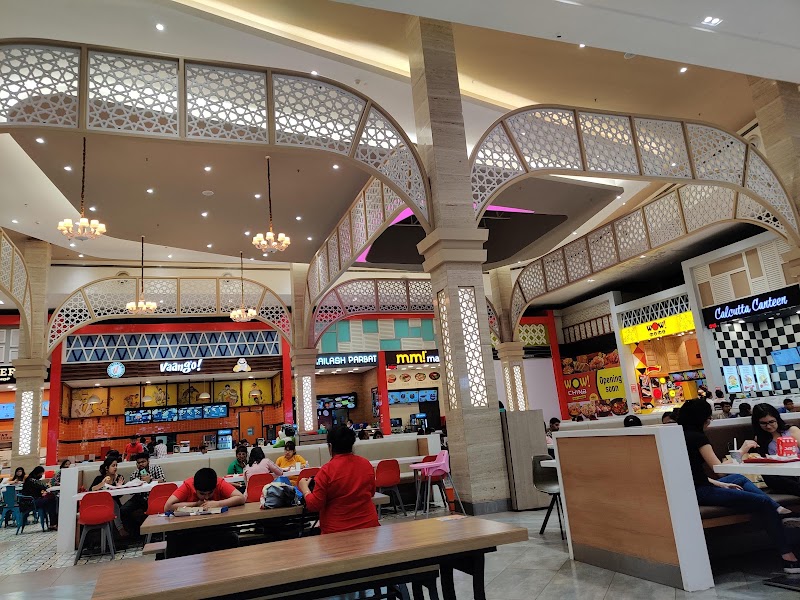 South City Mall - South City Mall 375, Prince Anwar Shah Rd, South City Complex, Jadavpur, Kolkata, West Bengal 700068, India