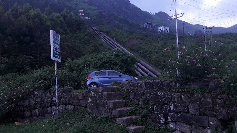 Pipeline view point. - Pipeline view point. 22VW+PG5, Munnar - Aluva Rd, Keralam 685565, India