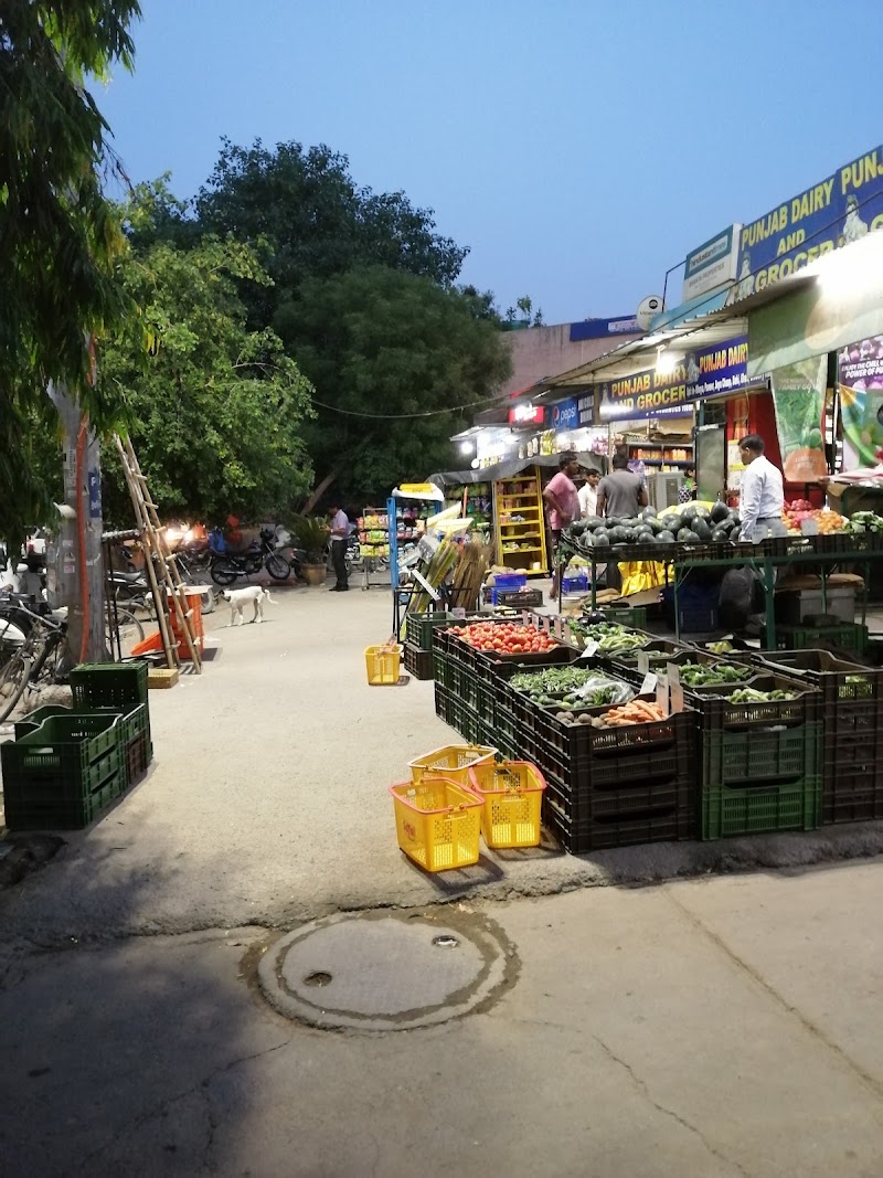 DDA Mini Market sector-6 Dwarka - DDA Mini Market sector-6 Dwarka, Sector 6 Dwarka, Dwarka, New Delhi, Delhi, 110075, India