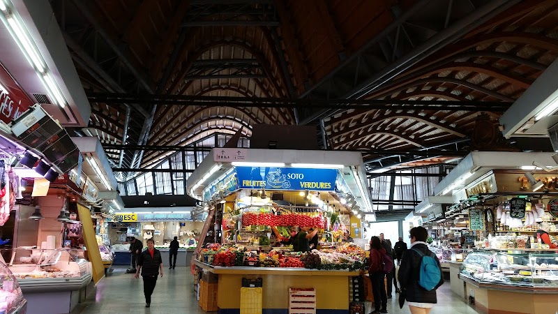 Mercat de Santa Caterina - Mercat de Santa Caterina Av. de Francesc Cambó, 16, Ciutat Vella, 08003 Barcelona, Spain