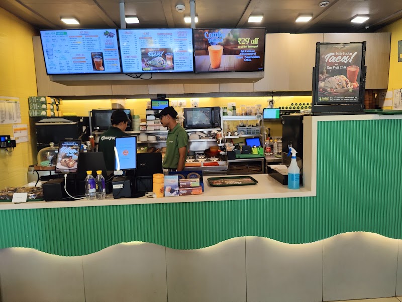 Chaayos Experience | Sikandarpur - Chaayos Experience | Sikandarpur We Work, PLATINA TOWER, GRA 132, Mehrauli-Gurgaon Rd, Sector 28, DLF Phase 1, Gurugram, Haryana 122002, India