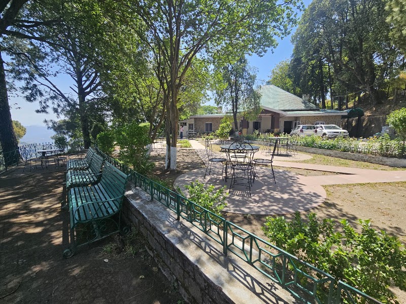 Hotel Ros Common - Hotel Ros Common Monkey Point Road, near The Abbey, Kasauli, Himachal Pradesh 173204, India