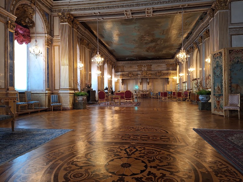 The Royal Palace - The Royal Palace Kungliga slottet, 107 70 Stockholm, Sweden