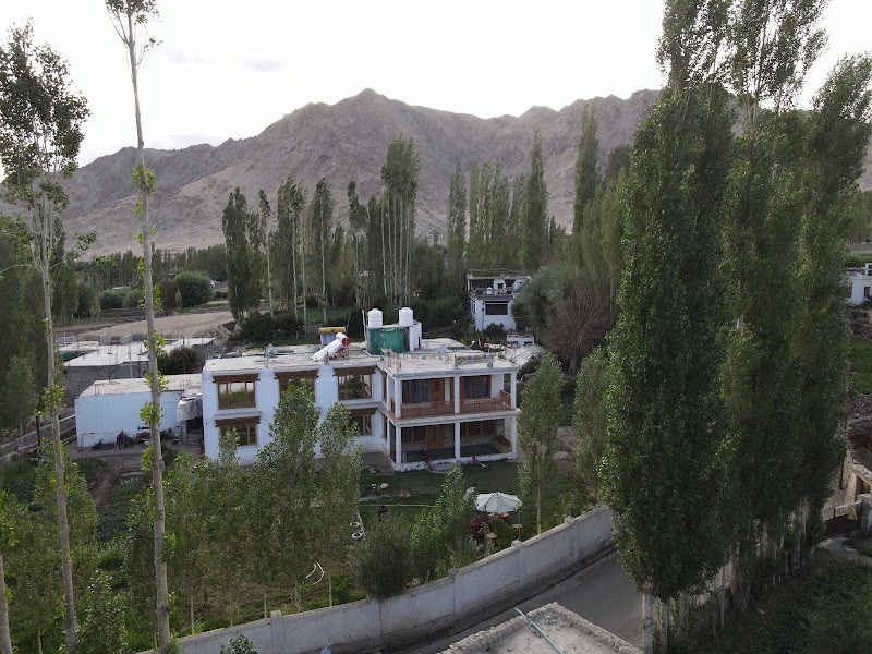 Ladakh Eco House - Ladakh Eco House Sangkar road Dongboss house, Leh, 194101