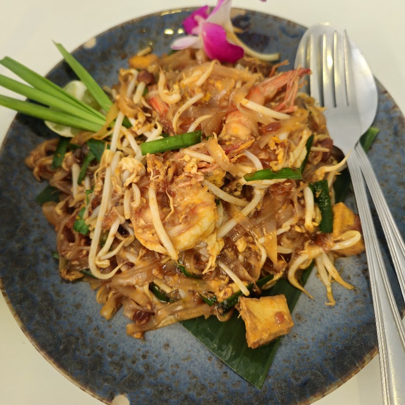 1000009 Thai Noodle Restaurant Phuket ล้าน9ก๋วยเตี๋ยว - 1000009 Thai Noodle Restaurant Phuket ล้าน9ก๋วยเตี๋ยว, 37, 30 Montri Rd, Tambon Talat Yai, Amphoe Mueang Phuket, Chang Wat Phuket 83000, Thailand