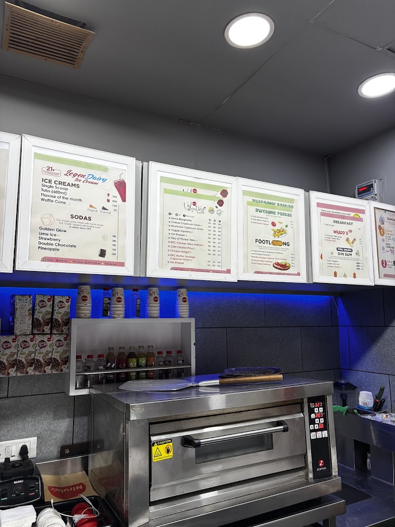 Nirula's WTT - Nirula's WTT S1 Floor, World Trade Tower, C01, Block B, Sector 16, Noida, Uttar Pradesh 201301, India