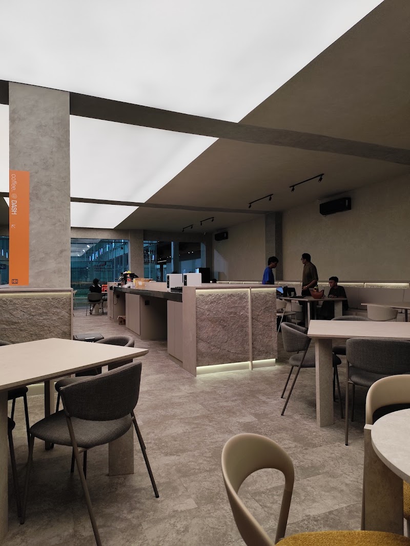 DASH PADEL HOUSE - DASH PADEL HOUSE Mas Raya, Jl. Pilar Mas Utama, RT.7/RW.3, South Kedoya, Kebonjeruk, West Jakarta City, Jakarta 11520, Indonesia