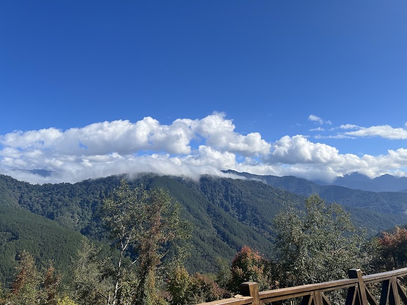 Xueshan Trailhead Service Station - Xueshan Trailhead Service Station, No. 9之3號, Wuling Rd, Pingdeng Village, Heping District, Taichung City, Taiwan 424