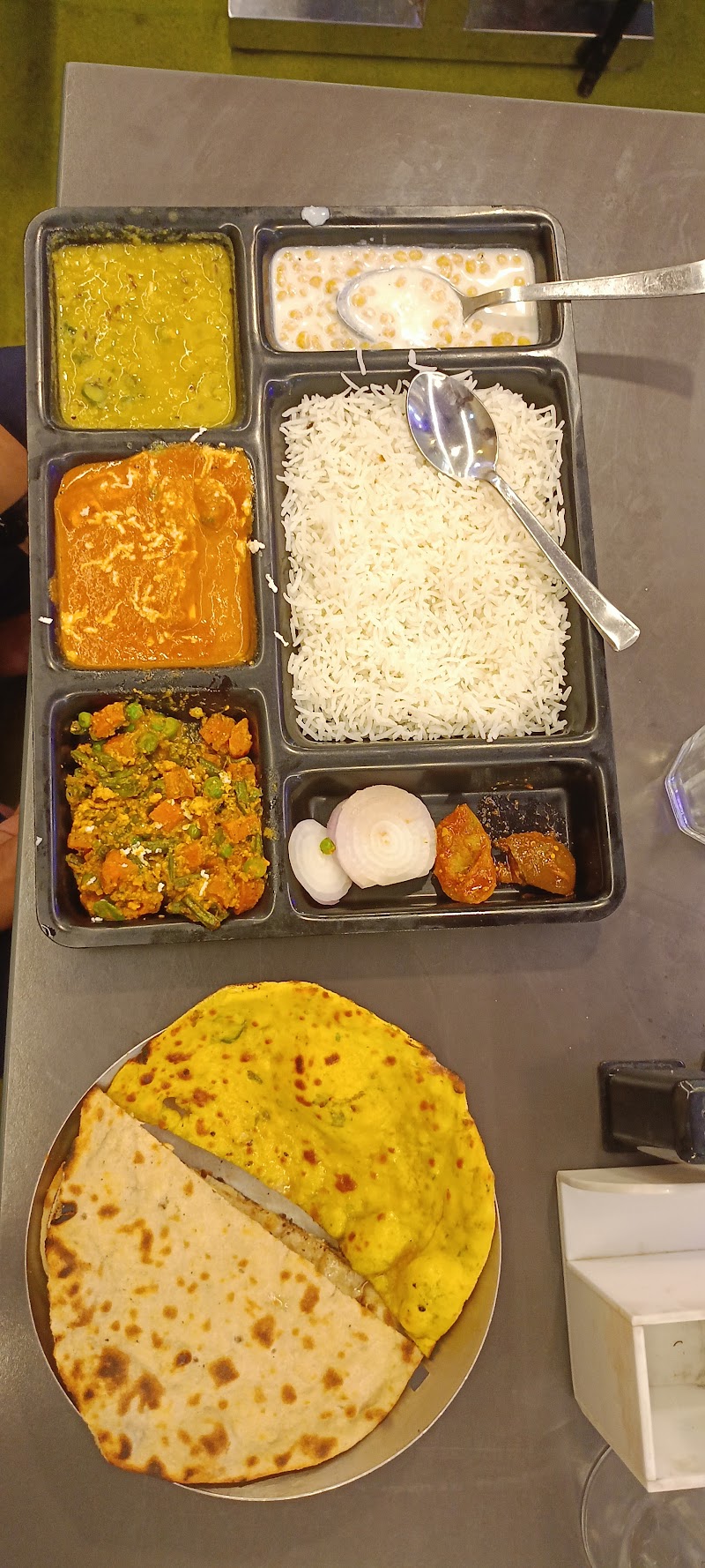 Regal Repast Restaurant - RRR - Regal Repast Restaurant - RRR Tripathi chauraha, New Katra, Old Katra, Prayagraj, Uttar Pradesh 211002, India