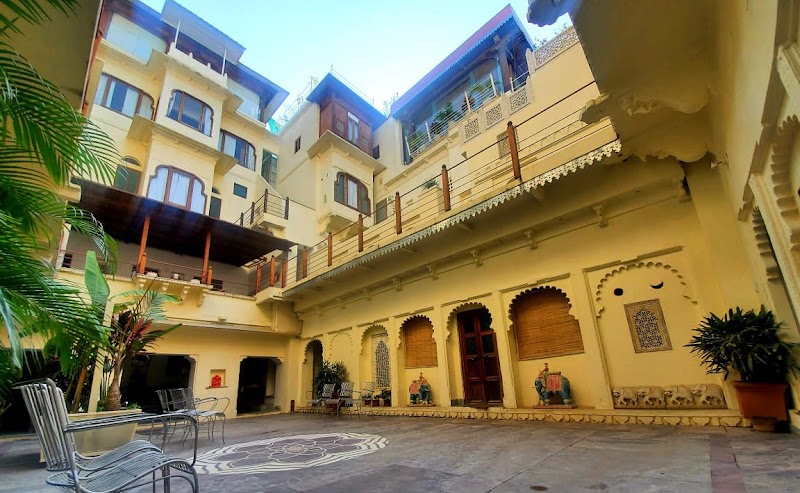 Kankarwa Haveli - Kankarwa Haveli 26, Lal Ghat Road, Old City, Udaipur, Rajasthan 313004, India