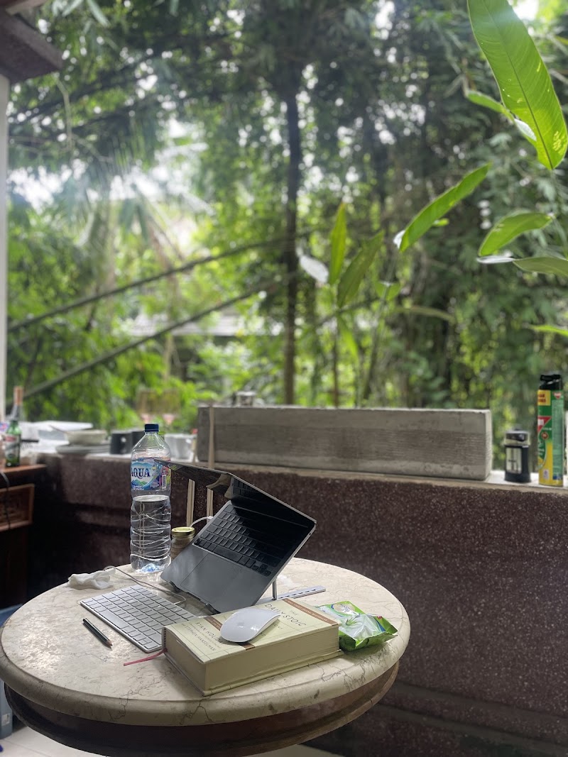 The Nest in Ubud, Bembengan Cottages (Peaceful garden oasis in central Ubud, Simple pleasures, Slow mornings, Jungle air.) - The Nest in Ubud, Bembengan Cottages (Peaceful garden oasis in central Ubud, Simple pleasures, Slow mornings, Jungle air.), Gg. II No.120, Peliatan, Kecamatan Ubud, Kabupaten Gianyar, Bali 80571, Indonesia