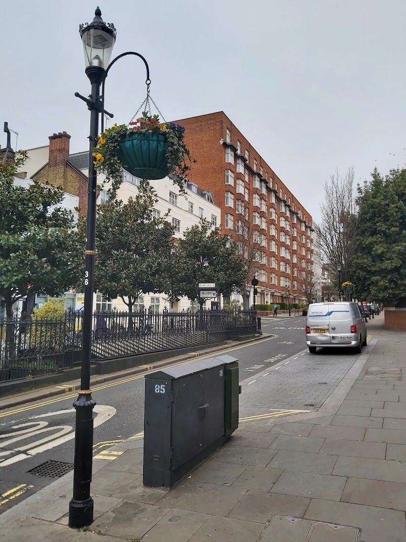 Arthur Court - Arthur Court, Queensway, London W2 5HP, UK