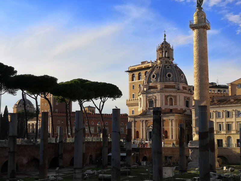 Piazza d'Aracoeli - Piazza d'Aracoeli, Via di S. Venanzio, 8, 00186 Roma RM, Italy