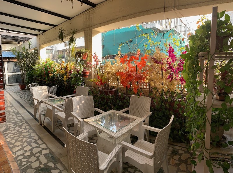 Too Mikkii Tapas - Now Baking Cafe in South Ex | Cafe in South Delhi - Too Mikkii Tapas - Now Baking Cafe in South Ex | Cafe in South Delhi E-25, 1st floor Block E, near Roop sarees, Main Market, part 2, New Delhi, Delhi 110049, India