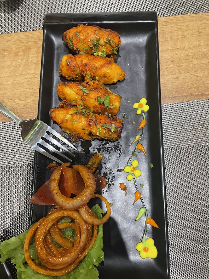 Lucky 9 Family Restaurant - Lucky 9 Family Restaurant Badshahpur Sohna Rd, near Omaxe City Mall, Block S, Uppal Southend, Sector 49, Gurugram, Haryana 122018, India
