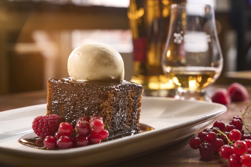 Amber Restaurant & Whisky Bar - Amber Restaurant & Whisky Bar, 354 Castlehill, Edinburgh EH1 2NE, UK