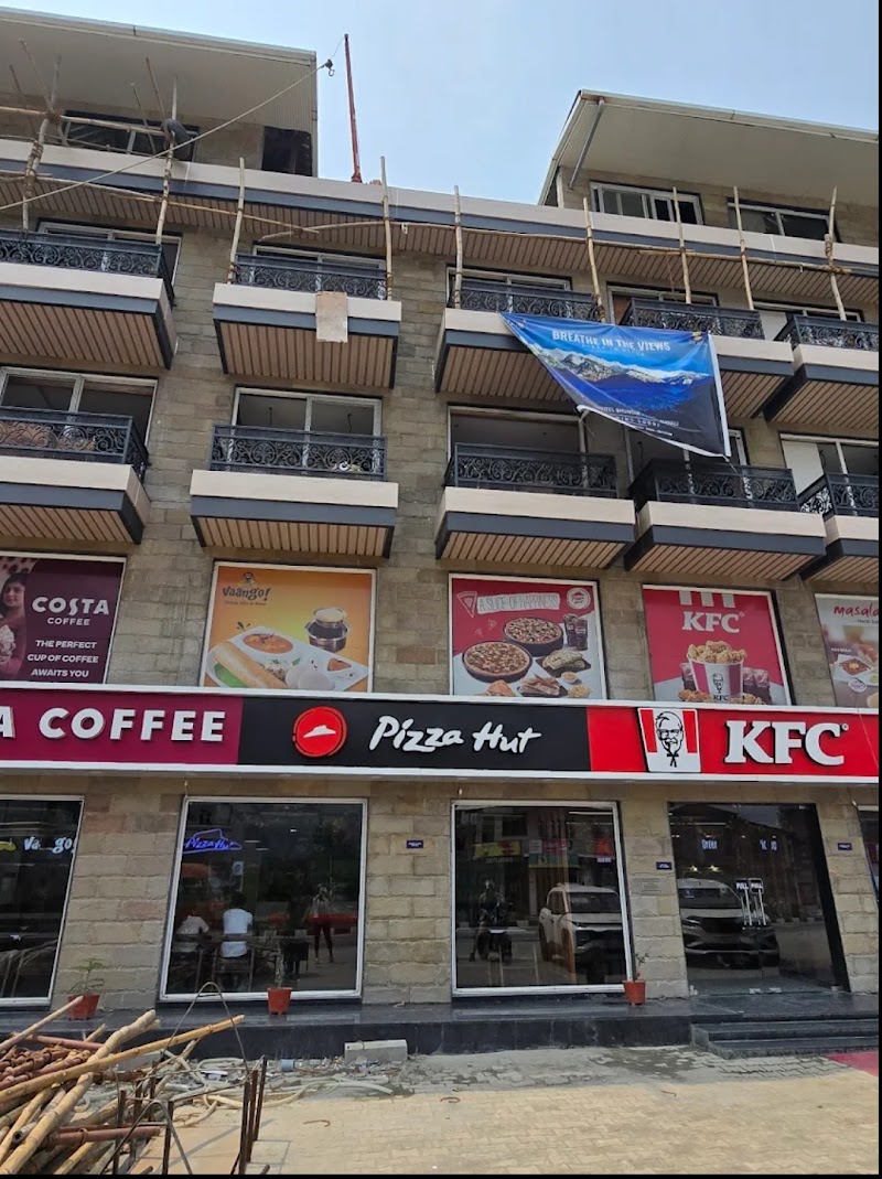 KFC - KFC Food Court Bhuntar, near BP Petrol Pump, Aut, Nagwain, Himachal Pradesh 175121, India