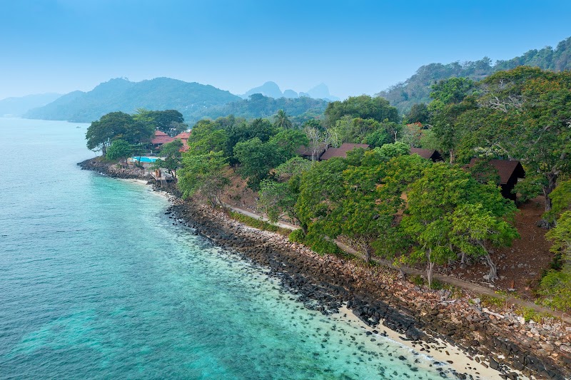 Phi Phi Natural Resort - Phi Phi Natural Resort, 53 หมู่ที่ 8 53 หมู่ที่ 8 แหลมทอง เกาะพีพี Tambon Ao Nang, Amphoe Mueang Krabi, Chang Wat Krabi 81000, Thailand