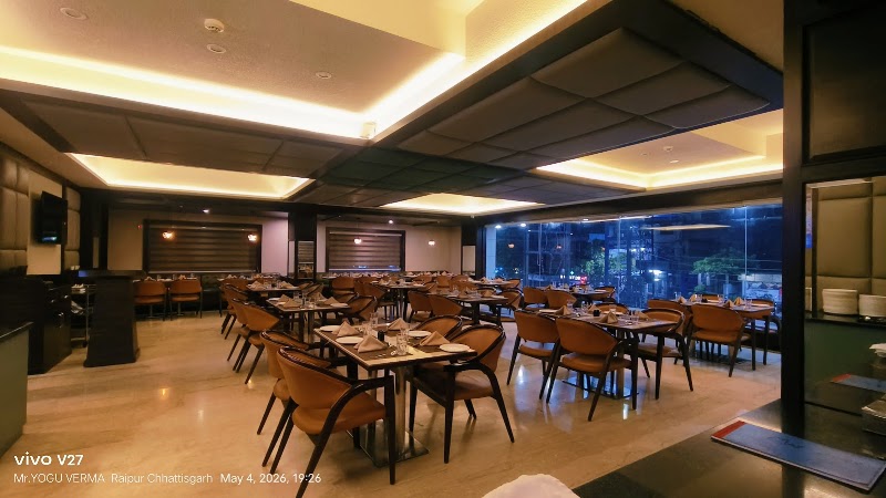Flavours The Restaurant - Flavours The Restaurant Pandri Road, &, Vidhan Sabha Rd, Pandri, Raipur, Chhattisgarh 492004, India