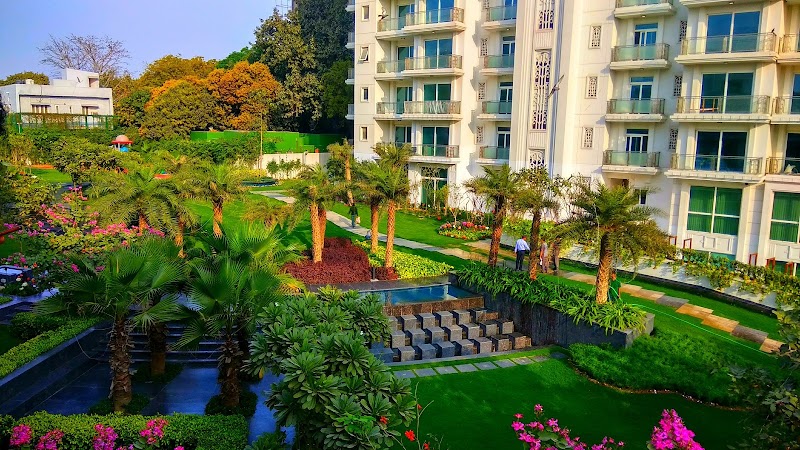 DLF King's Court - DLF King's Court, W Block, Alaknanda Rd, Block W, Part 2, Greater Kailash, New Delhi, Delhi 110048, India