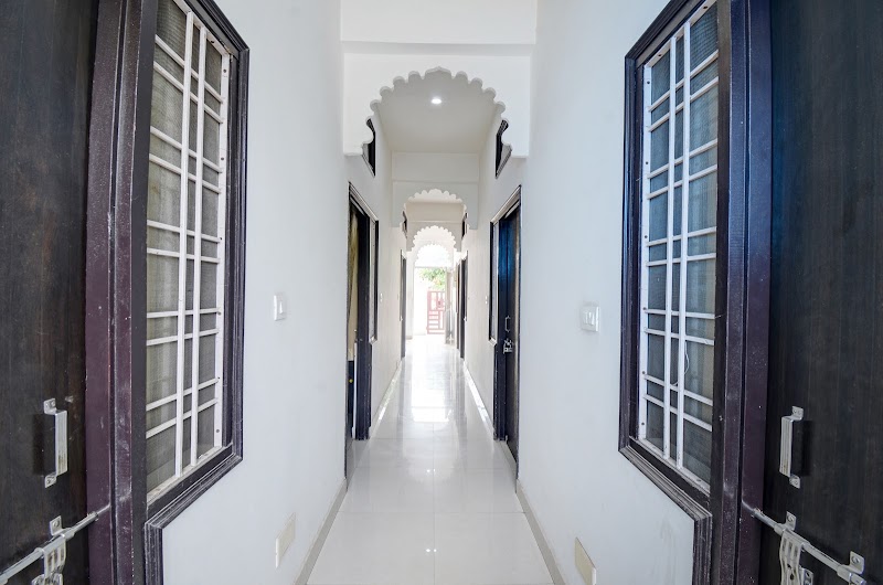 OYO The White Haveli - OYO The White Haveli 780Swami nagar, Tekri Madri Link Rd, Santosh Nagar, Gayariawas, Central Area, Udaipur, Rajasthan 313002, India