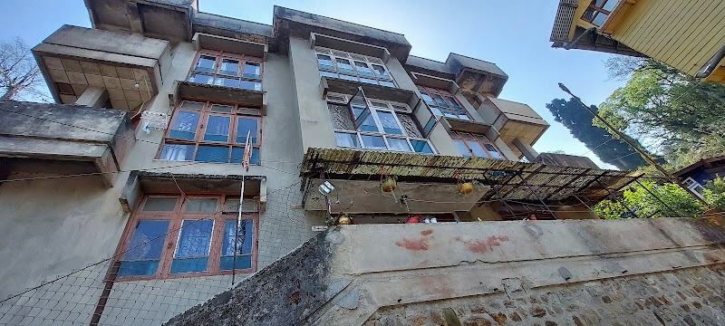 Oasis Apartment Homestay (2BHK Apartment with Breakfast) - Oasis Apartment Homestay (2BHK Apartment with Breakfast) near Zoo Directors Bunglow, above government college, Richmond Hill, Darjeeling, West Bengal 734101, India