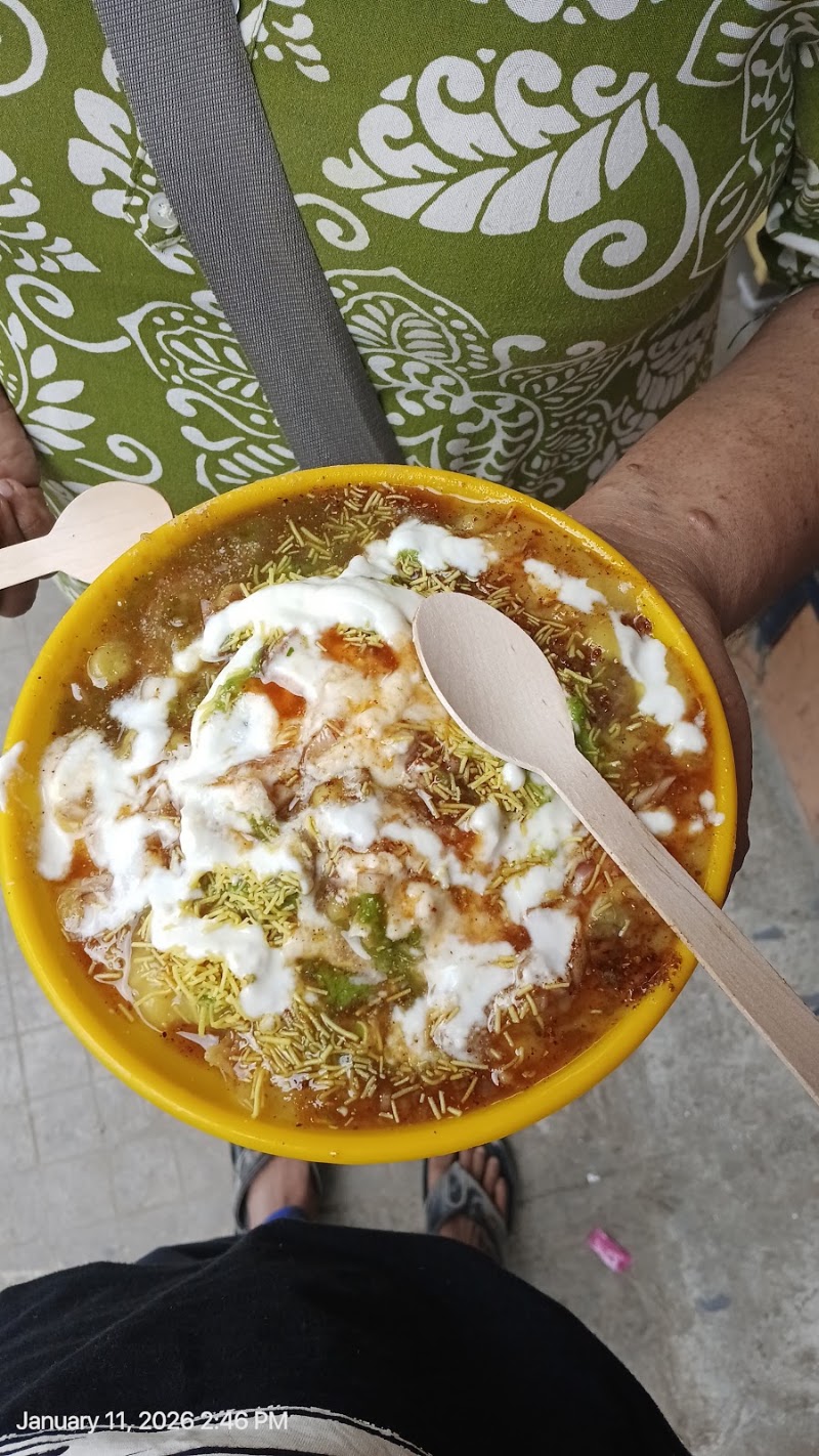 INDORI POHA MUMBAI VADA PAV - INDORI POHA MUMBAI VADA PAV 346-23, Adugodi Main Rd, Koramangala 8th Block, Koramangala, Bengaluru, Karnataka 560095, India