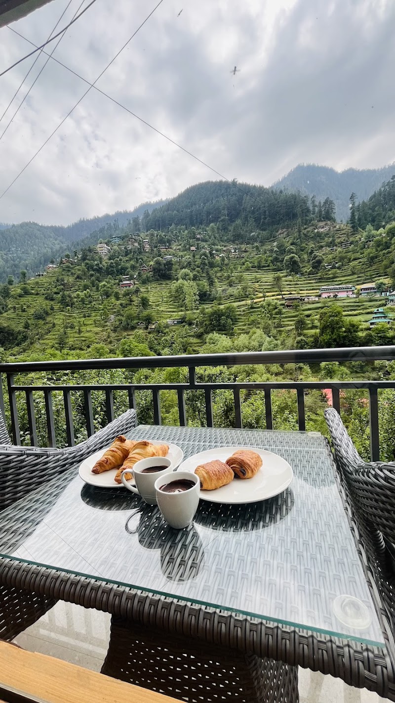 Eden Café & Stay - Eden Café & Stay Parmar Cottage, Village Sar, PO, Jibhi, Banjar, Himachal Pradesh 175123, India